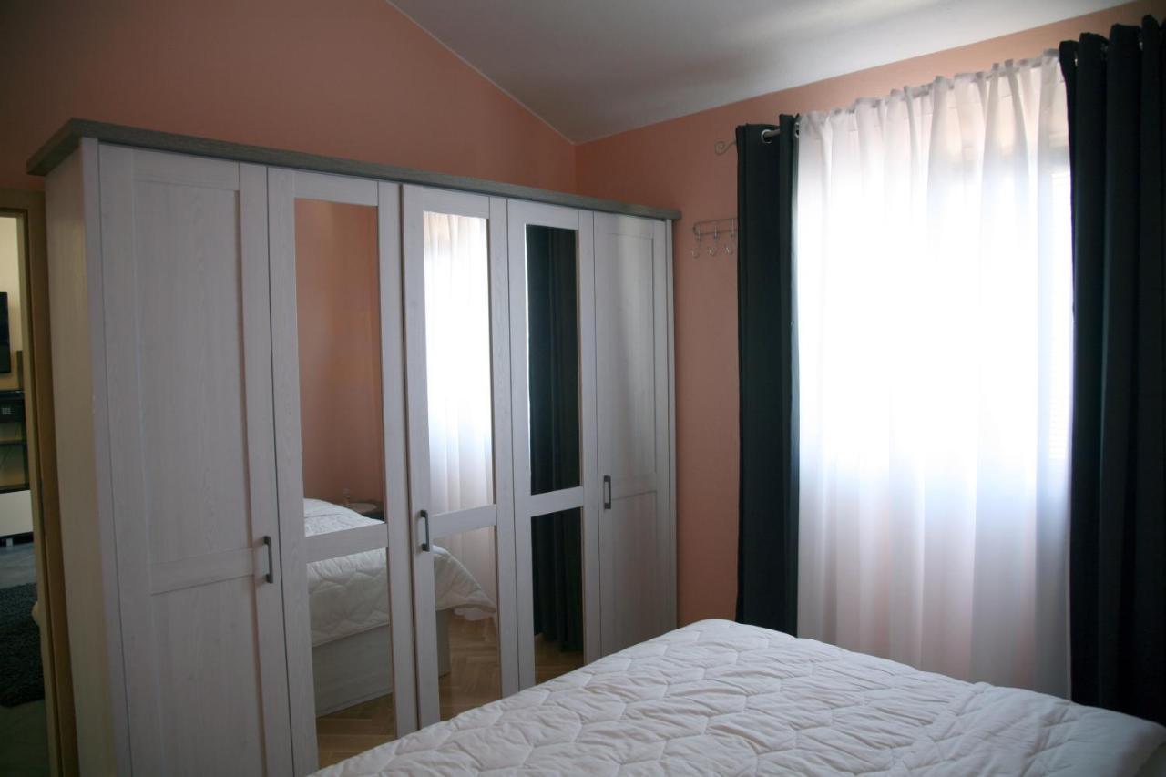 Apartment Del Mar Vinišće المظهر الخارجي الصورة