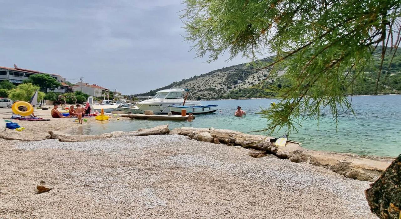 Apartment Del Mar Vinišće المظهر الخارجي الصورة